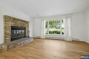 38 Serafin Pl, Glen Rock, NJ 07452 - Photo 9