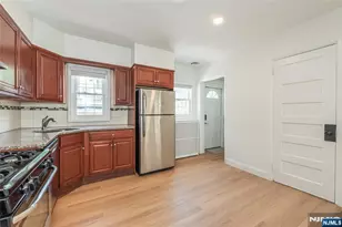 160 Bloomfield Ave B, Verona, NJ 07044 - Photo 9