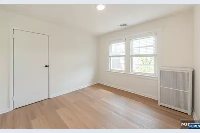 160 Bloomfield Avenue B #B, Verona, NJ 07044 - Photo 13
