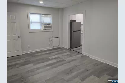 162 Hamilton Avenue, Lodi, NJ 07644 - Photo 7