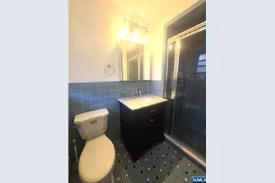 1522 10th Street 2Fl #2FL, Fort Lee, NJ 07024 - Photo 9