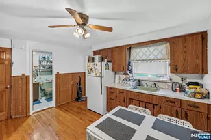 130 Rowland Ave, Clifton, NJ 07012 - Photo 5