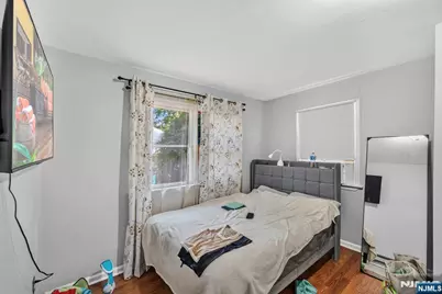 130 Rowland Avenue, Clifton, NJ 07012 - Photo 15