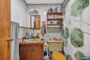 130 Rowland Ave, Clifton, NJ 07012 - Photo 19