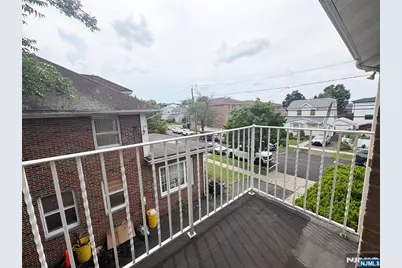 476 Highland Avenue Right #right, Palisades Park, NJ 07650 - Photo 17
