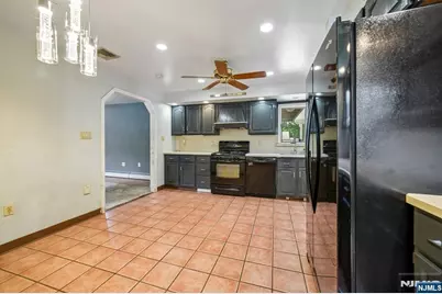 26 Grandview Avenue, Oakland, NJ 07436 - Photo 5