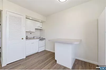 601 Fairview Avenue A2 #A2, Fairview, NJ 07022 - Photo 3