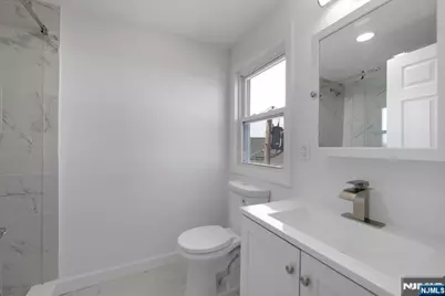 380 Grand Avenue, Leonia, NJ 07605 - Photo 19