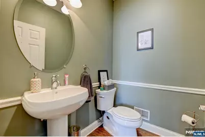 50 Bloomfield Avenue 50 #50, Essex Fells, NJ 07021 - Photo 11