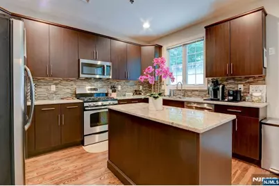 50 Bloomfield Avenue 50 #50, Essex Fells, NJ 07021 - Photo 9