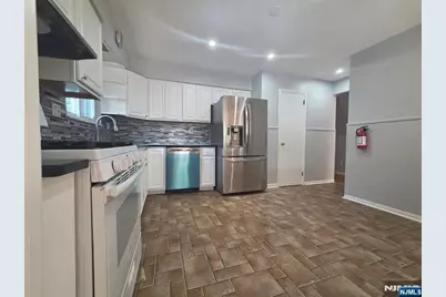 1229 Inwood Terrace, Fort Lee, NJ 07024 - Photo 3