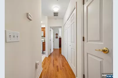 249 The Promenade, Edgewater, NJ 07020 - Photo 7