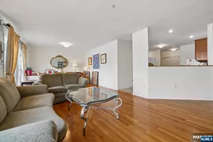 249 The Promenade, Edgewater, NJ 07020 - Photo 3