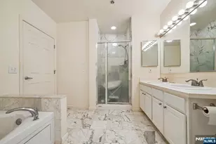 249 The Promenade, Edgewater, NJ 07020 - Photo 15