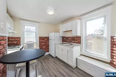 120 California Avenue 2nd Floor #2nd Floor, New Milford, NJ 07646 - Photo 7