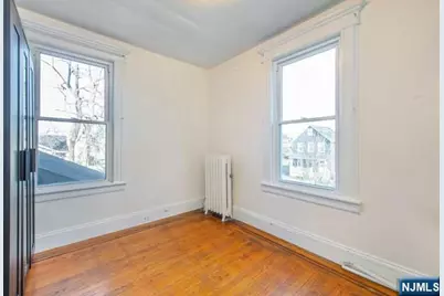120 California Avenue 2nd Floor #2nd Floor, New Milford, NJ 07646 - Photo 3