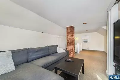 120 California Avenue 2nd Floor #2nd Floor, New Milford, NJ 07646 - Photo 11