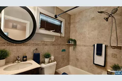 784 Kinderkamack Road 4 #4, River Edge, NJ 07661 - Photo 9