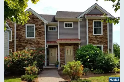 784 Kinderkamack Road 4 #4, River Edge, NJ 07661 - Photo 1