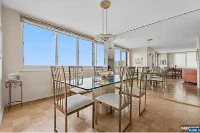 2150 Center Avenue 15E #15E, Fort Lee, NJ 07024 - Photo 5