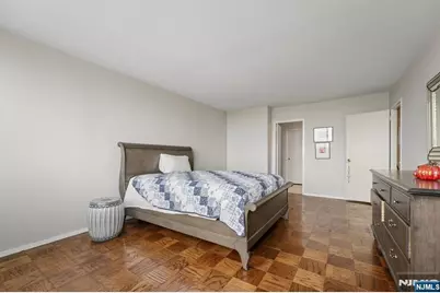 2150 Center Avenue 15E #15E, Fort Lee, NJ 07024 - Photo 13