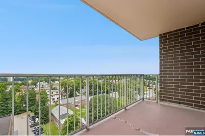 2150 Center Avenue 15E #15E, Fort Lee, NJ 07024 - Photo 21