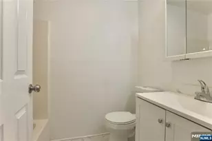 586 15th Ave, Newark, NJ 07103 - Photo 19