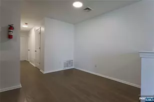 586 15th Ave, Newark, NJ 07103 - Photo 11