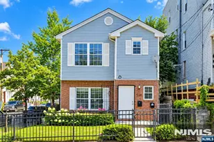 586 15th Ave, Newark, NJ 07103 - Photo 1
