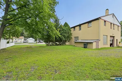 425 New Milford Avenue, Dumont, NJ 07628 - Photo 27