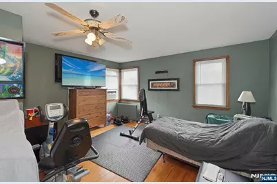 425 New Milford Avenue, Dumont, NJ 07628 - Photo 15