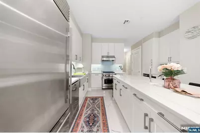 3 Somerset Lane X307 #x307, Edgewater, NJ 07020 - Photo 11