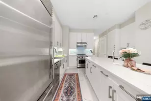 3 Somerset Ln X307, Edgewater, NJ 07020 - Photo 11