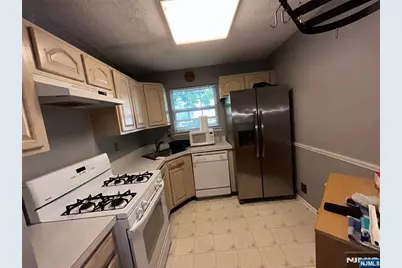 1076 Cambridge Court, Mahwah, NJ 07430 - Photo 5