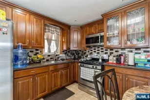 1012 Paterson Plank Rd, North Bergen, NJ 07047 - Photo 9