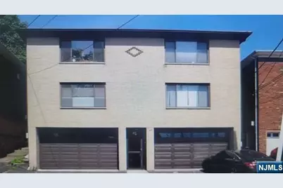 181 Palisade Avenue 3A #3A, Cliffside Park, NJ 07010 - Photo 1