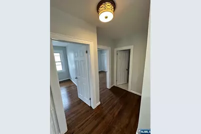 18 S Mountain Avenue 1 #1, Cedar Grove, NJ 07009 - Photo 9