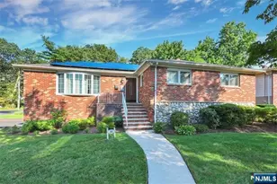 34 Marjorie Terrace, Englewood Cliffs, NJ 07632 - Photo 1