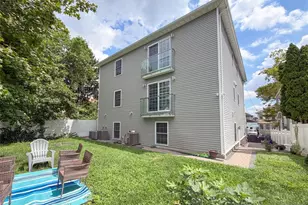 1290 White Street 2, Hillside, NJ 07205 - Photo 3