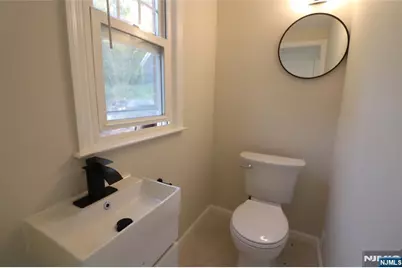 387 Gilbert Street, Ridgewood, NJ 07450 - Photo 7