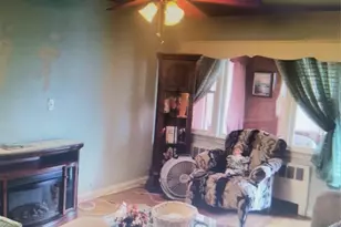 201 Hussa St, Linden, NJ 07036 - Photo 5