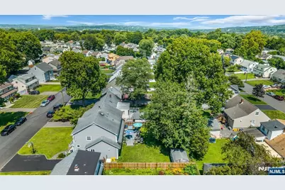 114 Lopez Road, Cedar Grove, NJ 07009 - Photo 5