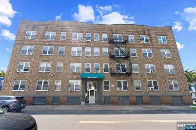 133 Maple Avenue 303 #303, East Orange, NJ 07017 - Photo 15