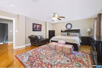 198 Munn Avenue, Teaneck Township, NJ 07666 - Photo 15