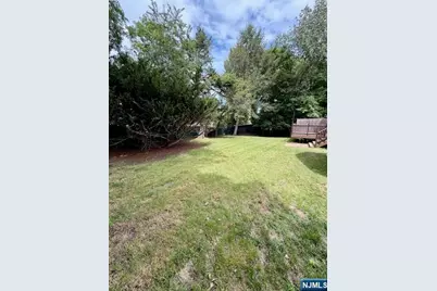 598 Cleveland Avenue, River Vale Township, NJ 07675 - Photo 19