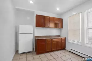 596 19th St, Newark, NJ 07103 - Photo 15