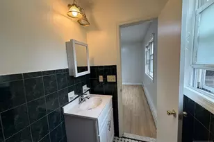 30 Emerson Ave 2F, Jersey City, NJ 07306 - Photo 11