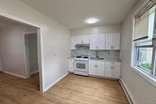 30 Emerson Ave 2F, Jersey City, NJ 07306 - Photo 9