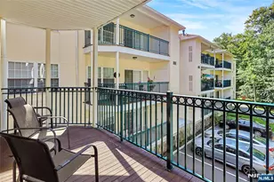401 Dercole 211, Norwood, NJ 07648 - Photo 25
