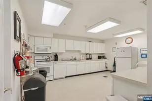 401 Dercole 211, Norwood, NJ 07648 - Photo 31